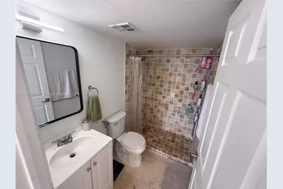 6995 NW 186th St #E509, Hialeah, FL 33015 - Photo 18