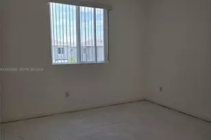 862 SE 17th St, Homestead, FL 33034 - Photo 6