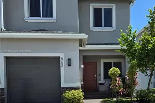 862 SE 17th St, Homestead, FL 33034 - Photo 2