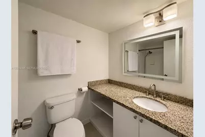 1000 Parkview Dr #415, Hallandale Beach, FL 33009 - Photo 6