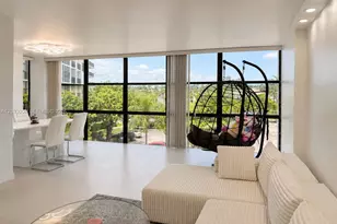 1000 Parkview Dr, Hallandale Beach, FL 33009 - Photo 8