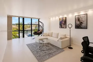 1000 Parkview Dr, Hallandale Beach, FL 33009 - Photo 10