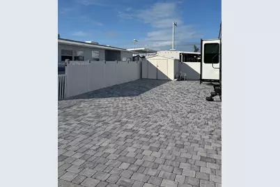 325 Calusa St #428, Key Largo, FL 33037 - Photo 4