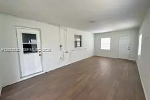 4029 E Sunflower Cir, Labelle, FL 33935 - Photo 14