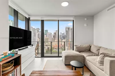 121 NE 5th St #2401, Miami, FL 33132 - Photo 14