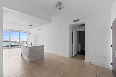 900 Biscayne Blvd #2304, Miami, FL 33132 - Photo 8