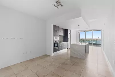 900 Biscayne Blvd #2304, Miami, FL 33132 - Photo 26