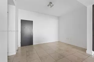 900 Biscayne Blvd, Miami, FL 33132 - Photo 14