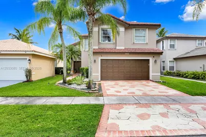 18018 SW 30th Ct, Miramar, FL 33029 - Photo 2