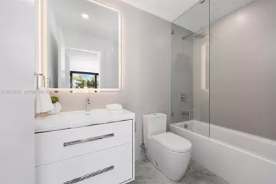 202 Sunrise Dr #202B, Key Biscayne, FL 33149 - Photo 20