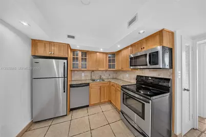5600 Collins Ave #7W, Miami Beach, FL 33140 - Photo 14