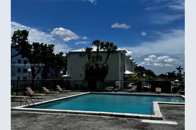 1121 SW 122nd Ave #112-2, Miami, FL 33184 - Photo 4