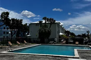 1121 SW 122nd Ave, Miami, FL 33184 - Photo 4