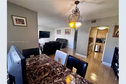 1121 SW 122nd Ave #112-2, Miami, FL 33184 - Photo 8