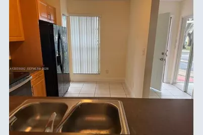 2856 Cambridge Ln #2856, Cooper City, FL 33026 - Photo 4