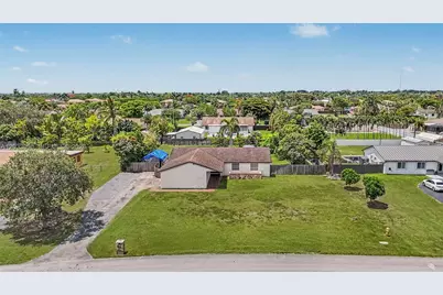 1475 NW 19 St, Homestead, FL 33030 - Photo 1