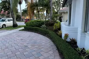 28 NW 108th Way, Plantation, FL 33324 - Photo 4