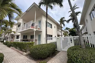 1100 Venetian Way, Miami, FL 33139 - Photo 1