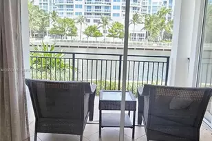 3135 NE 184th St, Aventura, FL 33160 - Photo 16