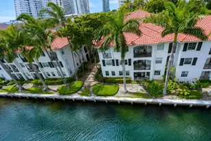 3135 NE 184th St, Aventura, FL 33160 - Photo 2