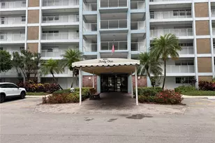 3100 N Course Ln, Pompano Beach, FL 33069 - Photo 2