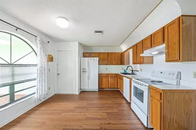 1737 NW Nanton St, Other City - In The State Of Florida, FL 32907 - Photo 6