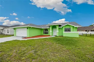 1737 NW Nanton St, Other City - In The State Of Florida, FL 32907 - Photo 4