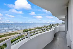 8911 Collins Ave, Surfside, FL 33154 - Photo 30