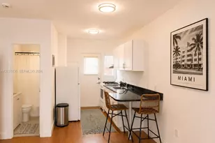 300 74th St, Miami Beach, FL 33141 - Photo 4