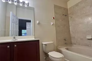 11503 NW 89th St, Doral, FL 33178 - Photo 6
