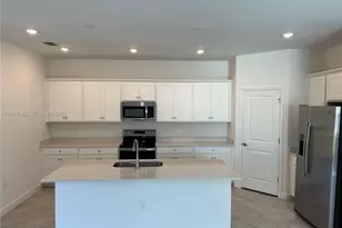 20483 Copperhead Dr, Lehigh Acres, FL 33936 - Photo 4