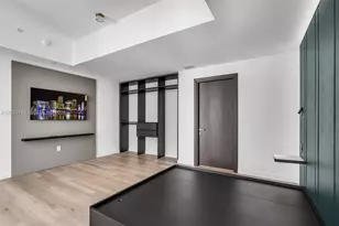 20 NE 11th St, Miami, FL 33132 - Photo 14