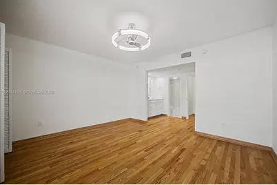 1205 Mariposa Ave #415, Coral Gables, FL 33146 - Photo 10