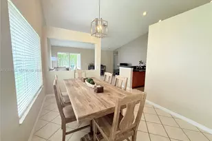 1530 Canary Island Dr, Weston, FL 33327 - Photo 6