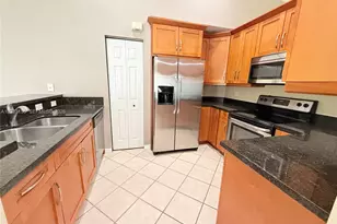 1530 Canary Island Dr, Weston, FL 33327 - Photo 6