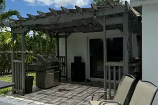 11100 NE 12th Ave, Miami, FL 33161 - Photo 8
