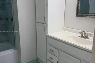 1401 NE Miami Gardens Dr, Miami, FL 33179 - Photo 12