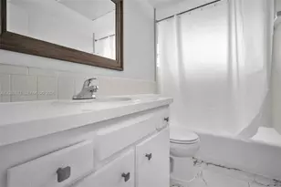 2101 NE 68th St, Fort Lauderdale, FL 33308 - Photo 14
