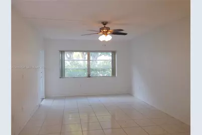 2790 NE 201st Ter #H101, Aventura, FL 33180 - Photo 4