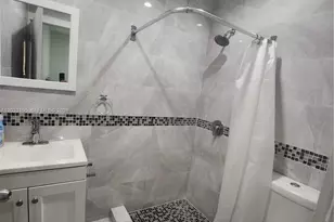2700 Collins Ave, Miami Beach, FL 33140 - Photo 2