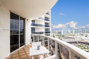 17201 Collins Ave, Sunny Isles Beach, FL 33160 - Photo 8