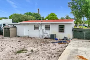1838 Lauderdale Manor Dr, Fort Lauderdale, FL 33311 - Photo 36