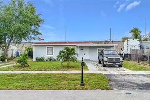 1838 Lauderdale Manor Dr, Fort Lauderdale, FL 33311 - Photo 2