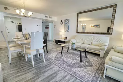 5225 Collins Ave #1204, Miami Beach, FL 33140 - Photo 8