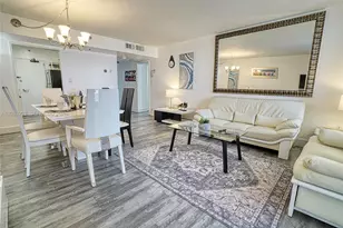 5225 Collins Ave, Miami Beach, FL 33140 - Photo 8