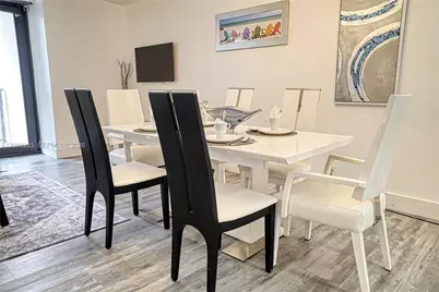 5225 Collins Ave #1204, Miami Beach, FL 33140 - Photo 4