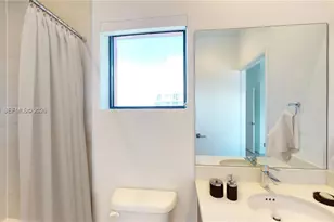 113 NE 6, Fort Lauderdale, FL 33304 - Photo 42