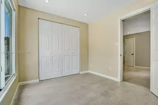 2442 Garfield St, Hollywood, FL 33020 - Photo 10