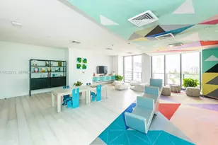 121 NE 34th St, Miami, FL 33137 - Photo 16