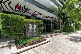 121 NE 34th St, Miami, FL 33137 - Photo 10